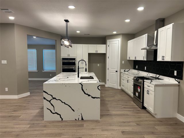 3337 Whirlaway Road, Dallas, TX 75229