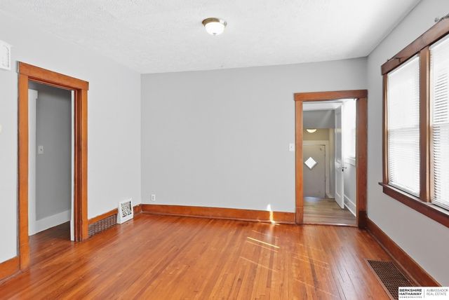 3603 N 60th Street, Omaha, NE 68104