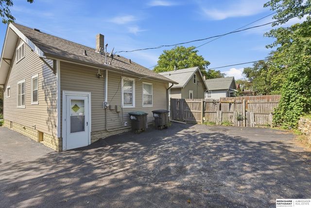 3603 N 60th Street, Omaha, NE 68104