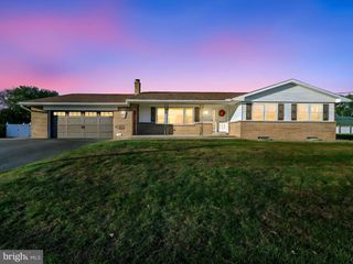 581 GREBLE RD, Lebanon, PA 17046