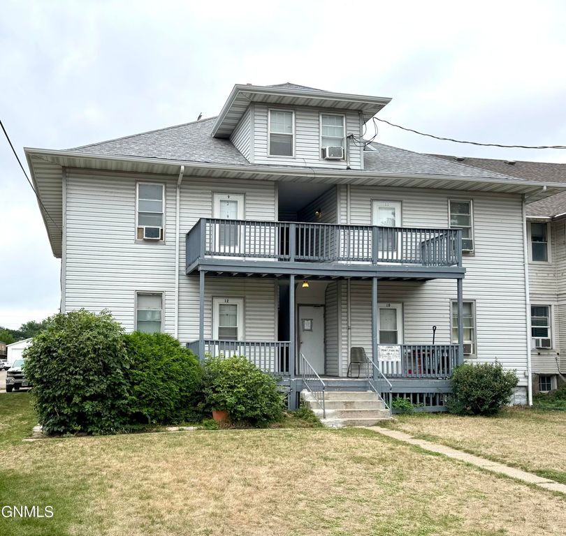615 6th Street, Bismarck, ND 58501 photo 2
