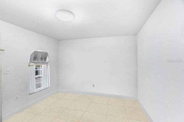 6923 N HIMES AVENUE, Tampa, FL 33614