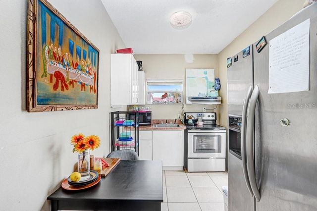 6923 N HIMES AVENUE, Tampa, FL 33614