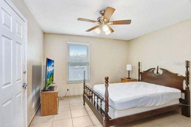 6923 N HIMES AVENUE, Tampa, FL 33614