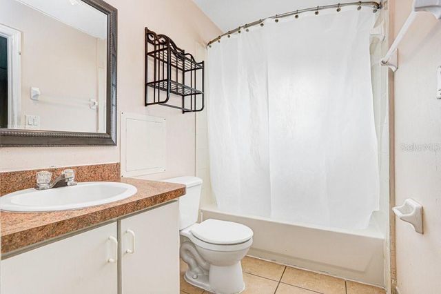 6923 N HIMES AVENUE, Tampa, FL 33614