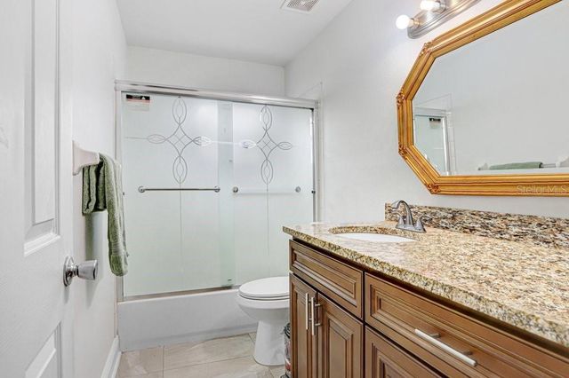 6923 N HIMES AVENUE, Tampa, FL 33614