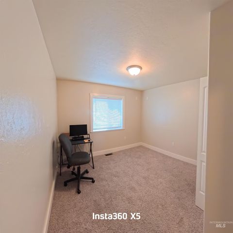 891 N Pointe Dr, Twin Falls, ID 83301