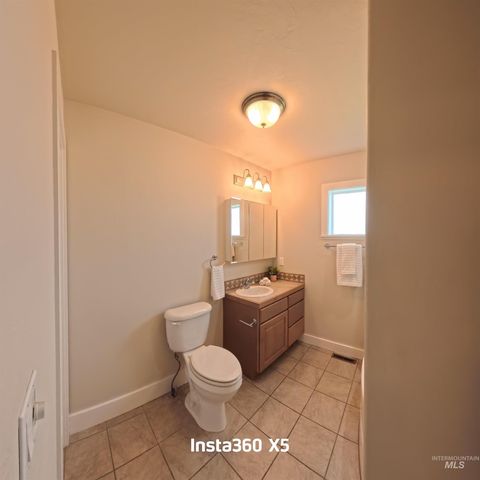 891 N Pointe Dr, Twin Falls, ID 83301