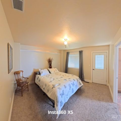 891 N Pointe Dr, Twin Falls, ID 83301