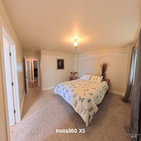 891 N Pointe Dr, Twin Falls, ID 83301