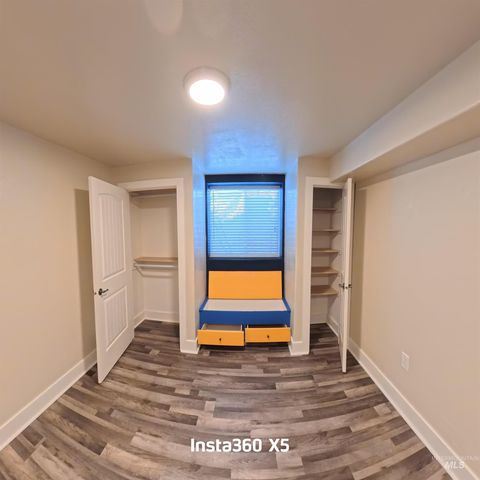 891 N Pointe Dr, Twin Falls, ID 83301