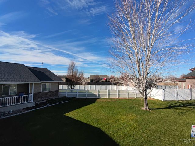 891 N Pointe Dr, Twin Falls, ID 83301