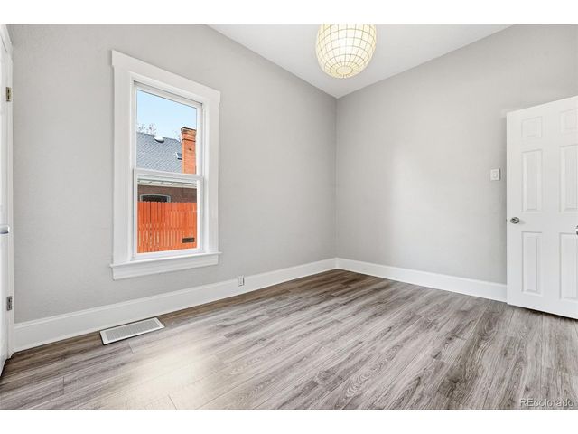 3324 N Franklin St, Denver, CO 80205