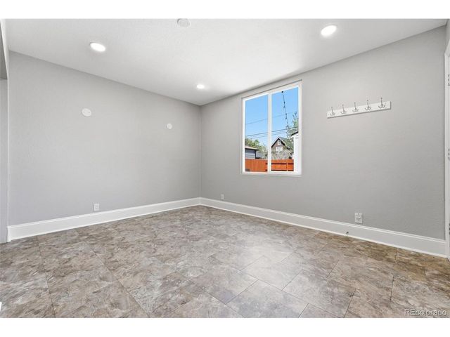 3324 N Franklin St, Denver, CO 80205