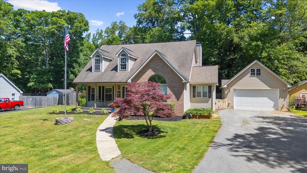 Image 10 of property listing at 137 WHITE MARSH RD, Centreville, MD 21617