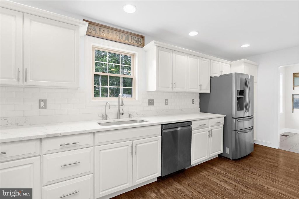 Image 26 of property listing at 137 WHITE MARSH RD, Centreville, MD 21617