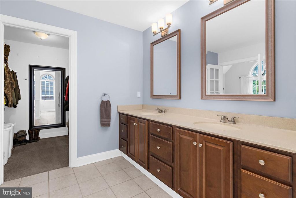 Image 45 of property listing at 137 WHITE MARSH RD, Centreville, MD 21617