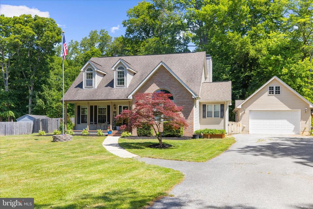 Image 5 of property listing at 137 WHITE MARSH RD, Centreville, MD 21617