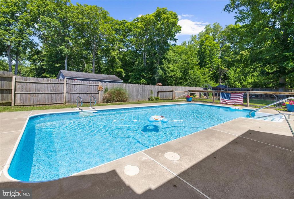 Image 60 of property listing at 137 WHITE MARSH RD, Centreville, MD 21617