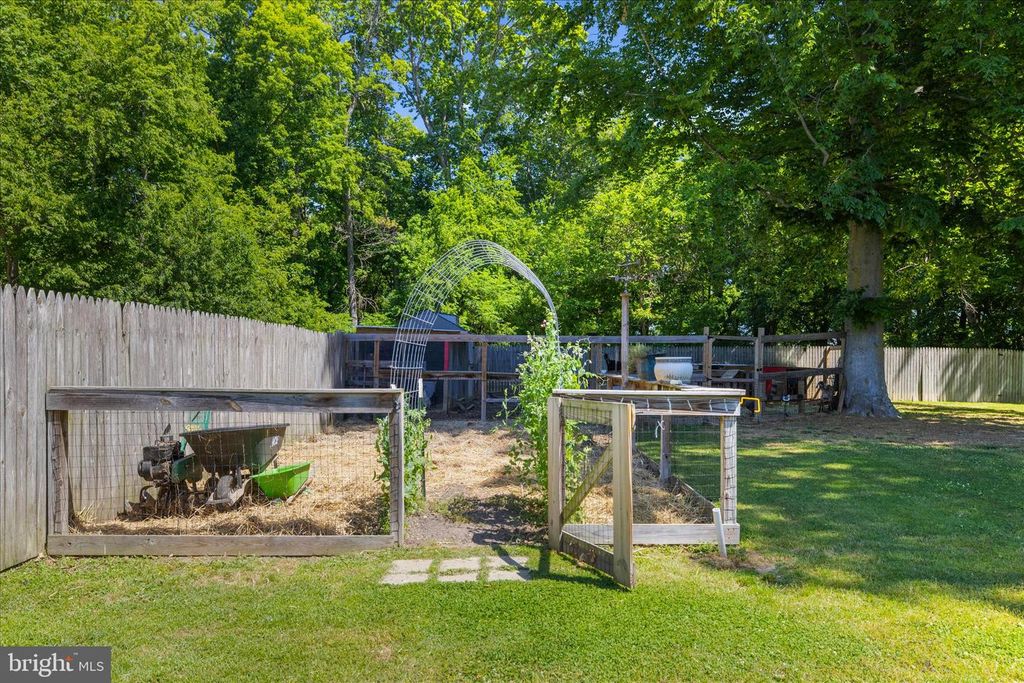 Image 64 of property listing at 137 WHITE MARSH RD, Centreville, MD 21617