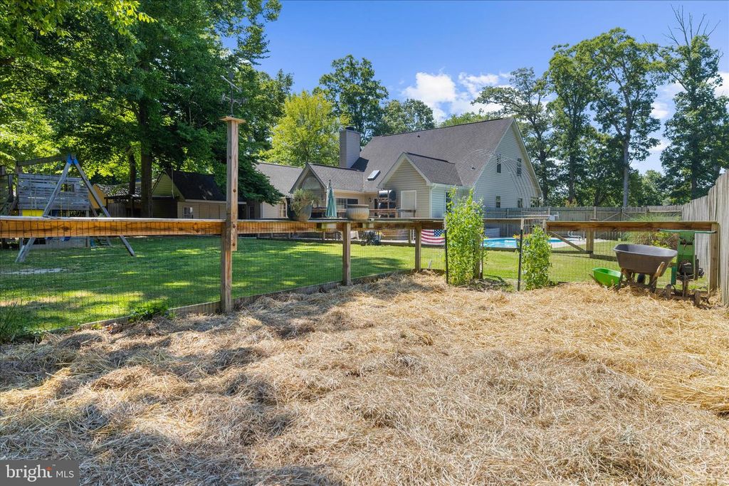 Image 66 of property listing at 137 WHITE MARSH RD, Centreville, MD 21617
