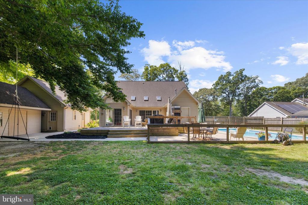 Image 73 of property listing at 137 WHITE MARSH RD, Centreville, MD 21617