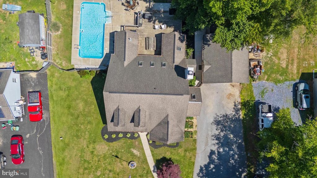 Image 75 of property listing at 137 WHITE MARSH RD, Centreville, MD 21617