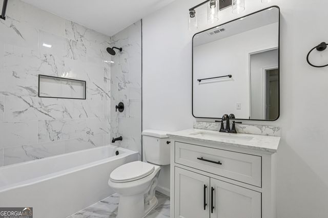 418 Honeysuckle Lane, Stockbridge, GA 30281