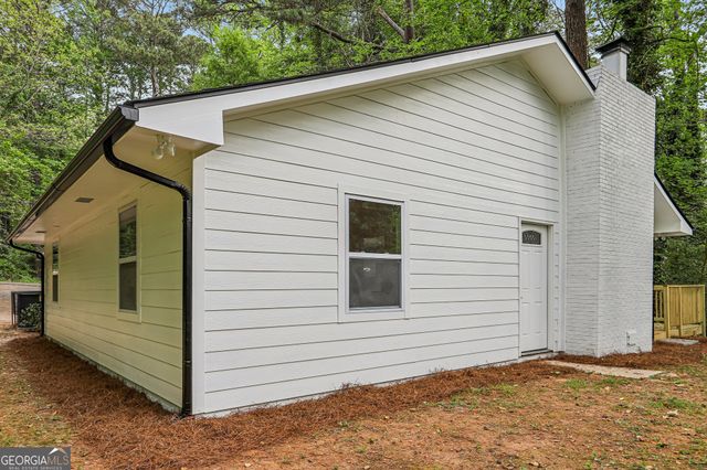 418 Honeysuckle Lane, Stockbridge, GA 30281