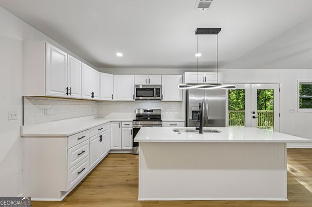 418 Honeysuckle Lane, Stockbridge, GA 30281