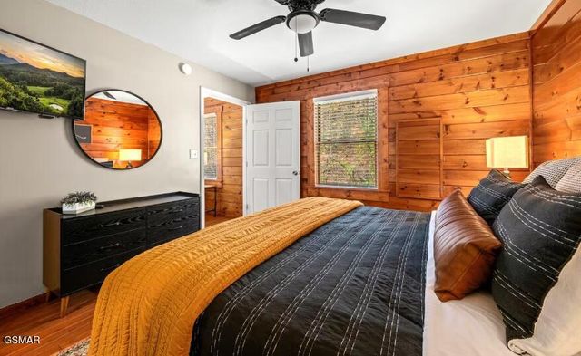 1150 Ogle Hills Road, Gatlinburg, TN 37738