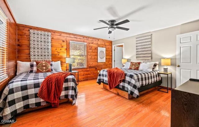 1150 Ogle Hills Road, Gatlinburg, TN 37738