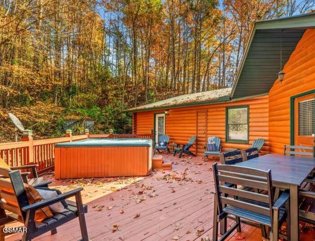 1150 Ogle Hills Road, Gatlinburg, TN 37738