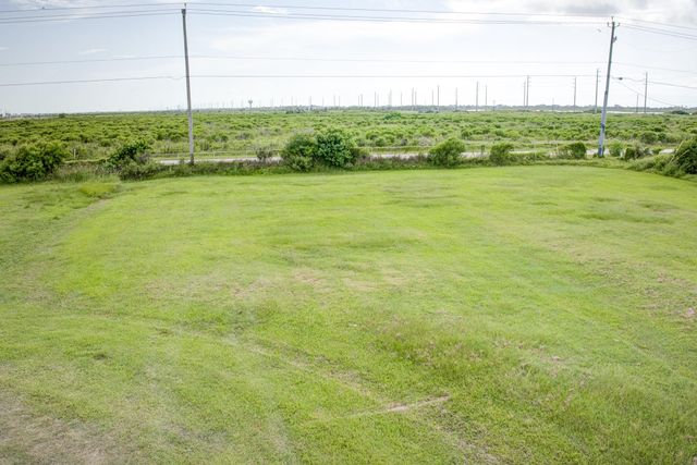 0 N Gafftoppers, Galveston, TX 77554