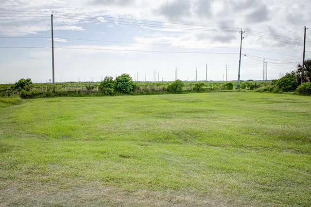 0 N Gafftoppers, Galveston, TX 77554