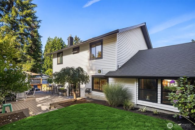 17227 SE 40th Place, Bellevue, WA 98008