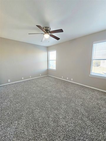 10736 Traymore Drive, Fort Worth, TX 76244