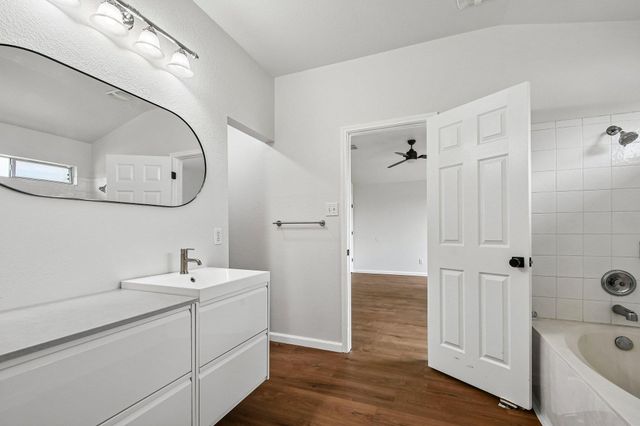 231 Altamont ST, Hutto, TX 78634