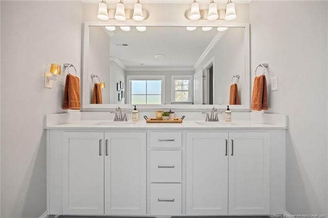 134 Spruce Hollow Circle, Spring Lake, NC 28390