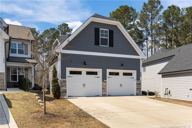134 Spruce Hollow Circle, Spring Lake, NC 28390