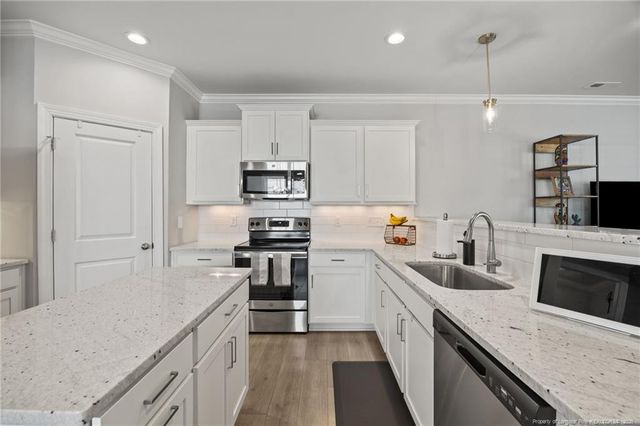 134 Spruce Hollow Circle, Spring Lake, NC 28390