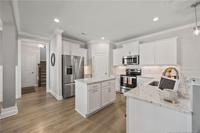 134 Spruce Hollow Circle, Spring Lake, NC 28390