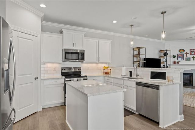 134 Spruce Hollow Circle, Spring Lake, NC 28390