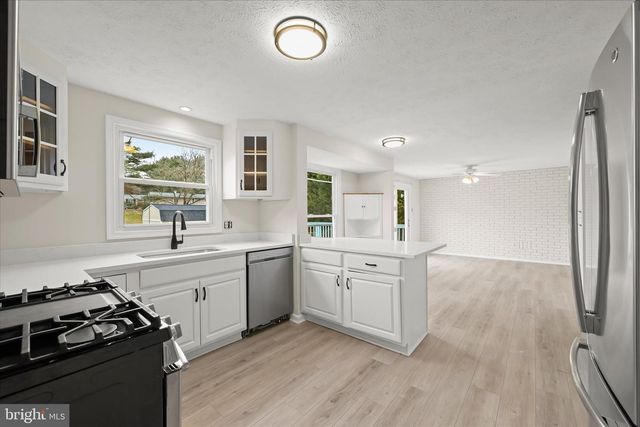 1696 GEMINI DR, Eldersburg, MD 21784