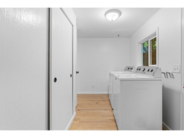 9101 Sw 23RD Dr, Portland, OR 97219