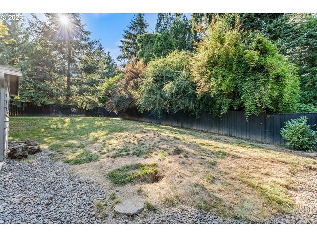 9101 Sw 23RD Dr, Portland, OR 97219