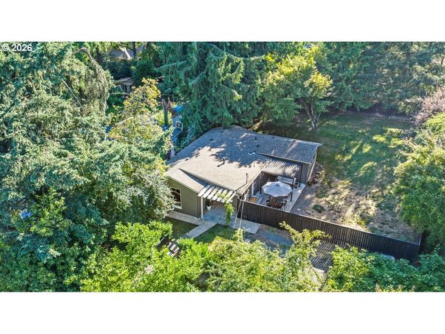 9101 Sw 23RD Dr, Portland, OR 97219