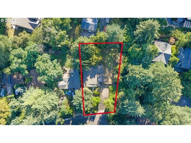 9101 Sw 23RD Dr, Portland, OR 97219