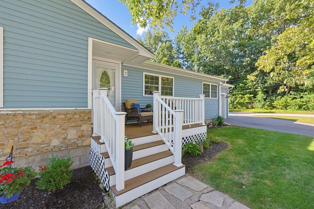 2 Malden St, Oxford, MA 01540