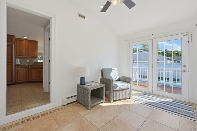 2 Malden St, Oxford, MA 01540